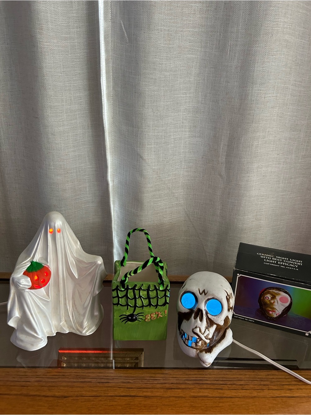 Halloween Ceramic Ghost & Skull Light Set - White & Green Vintage